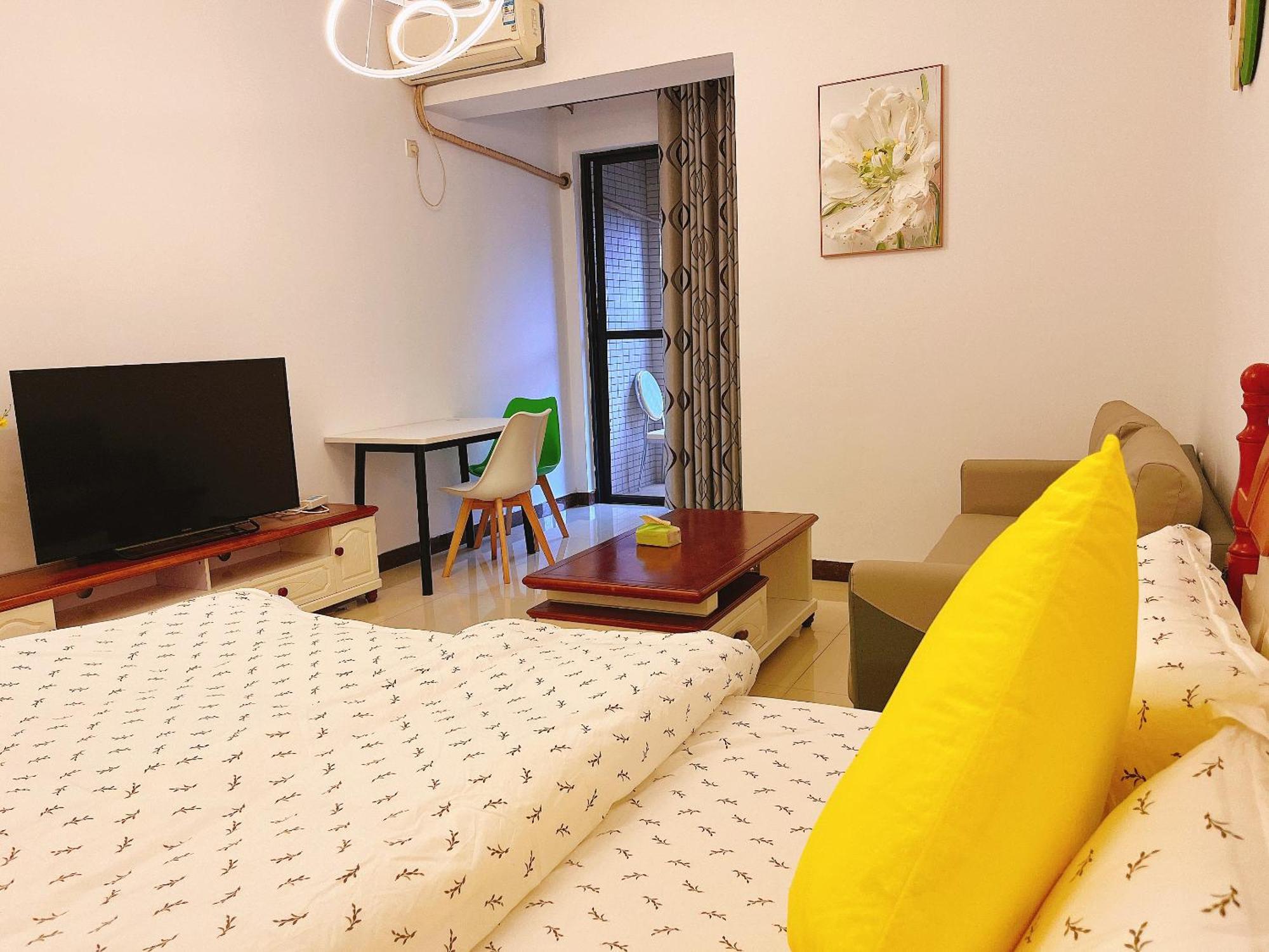 Yoyo Youth Apartment Гуанчжоу Екстер'єр фото